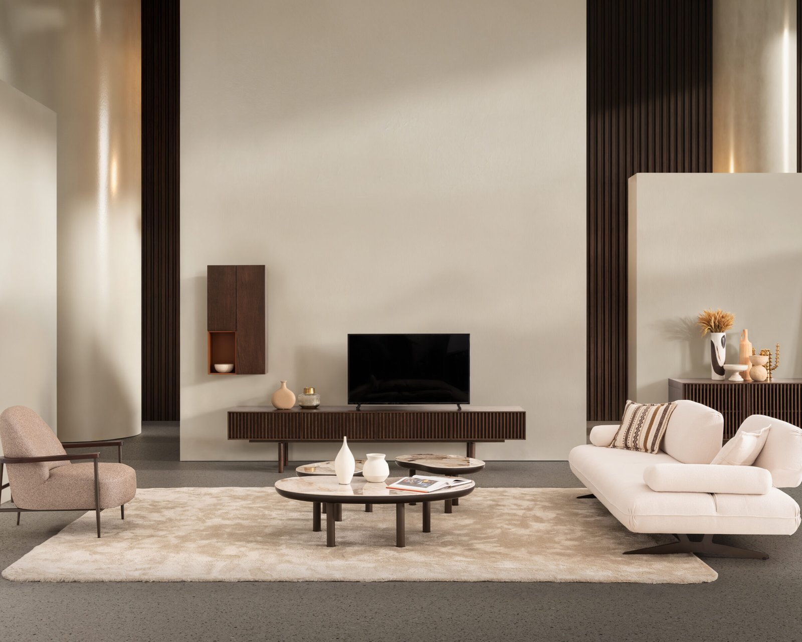 Monolog Холна Гарнитура