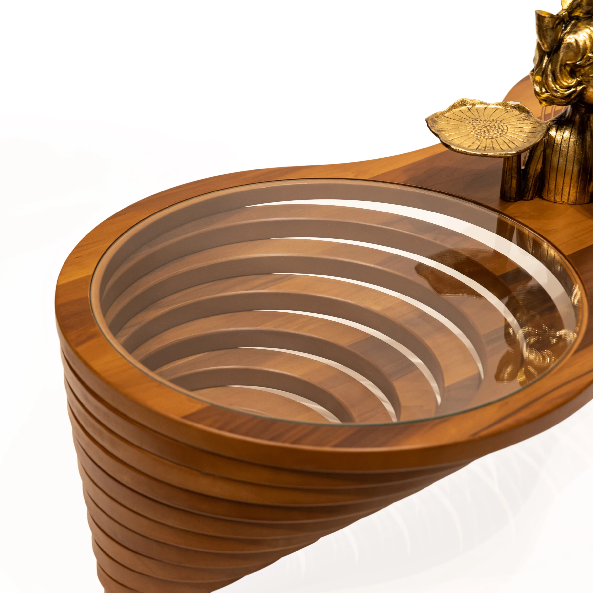 Walnut Холна Маса