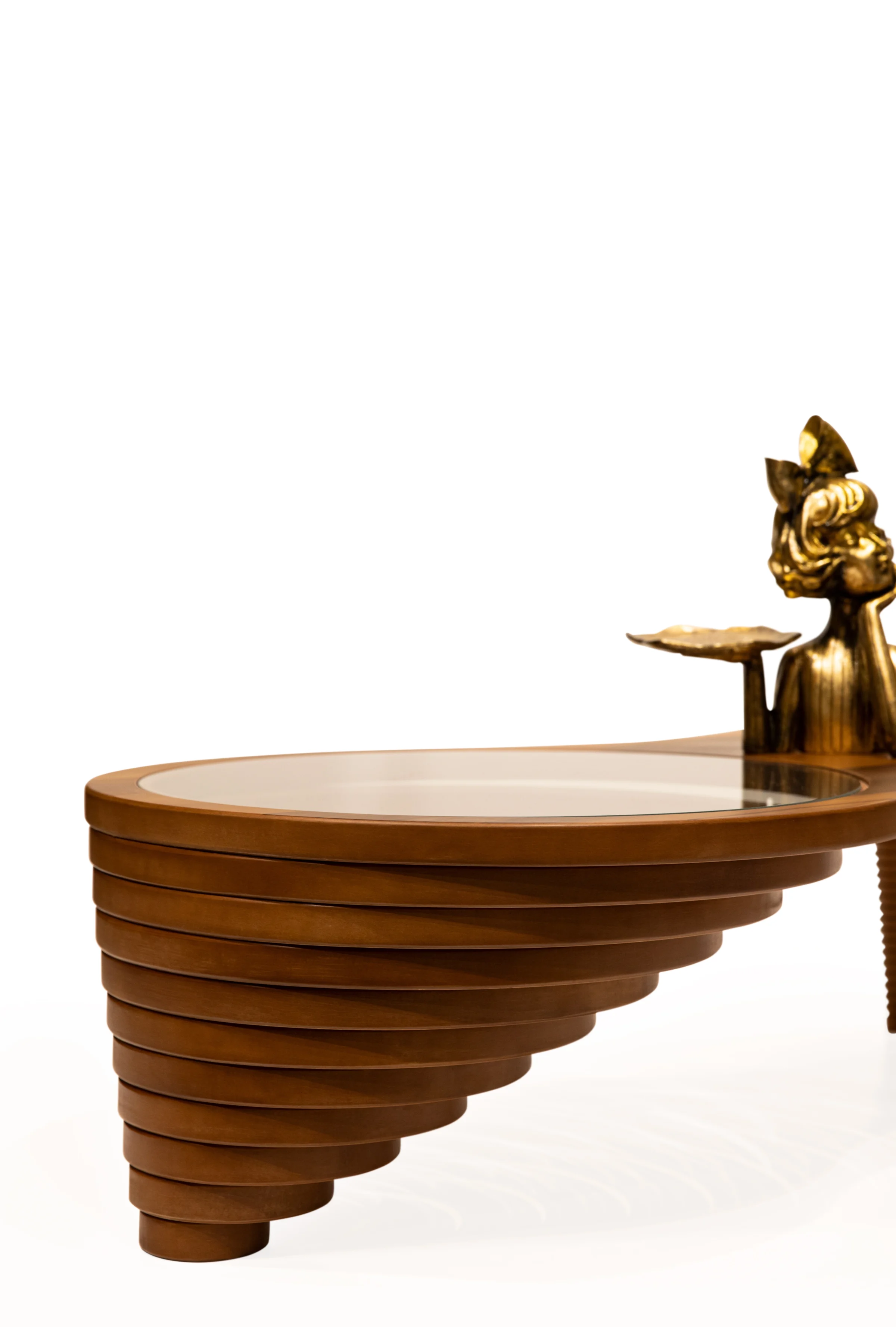 Walnut Холна Маса