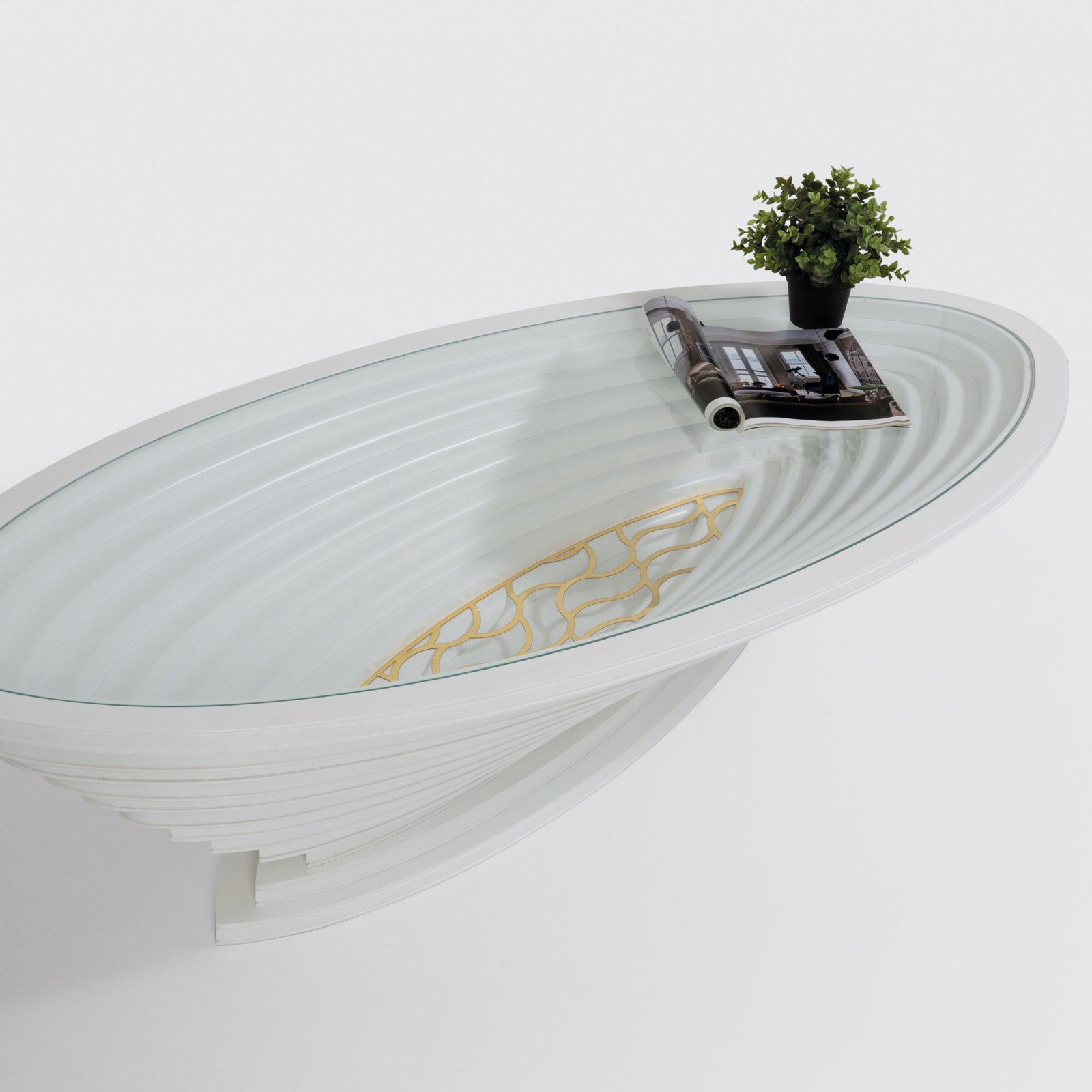 White Холна Маса