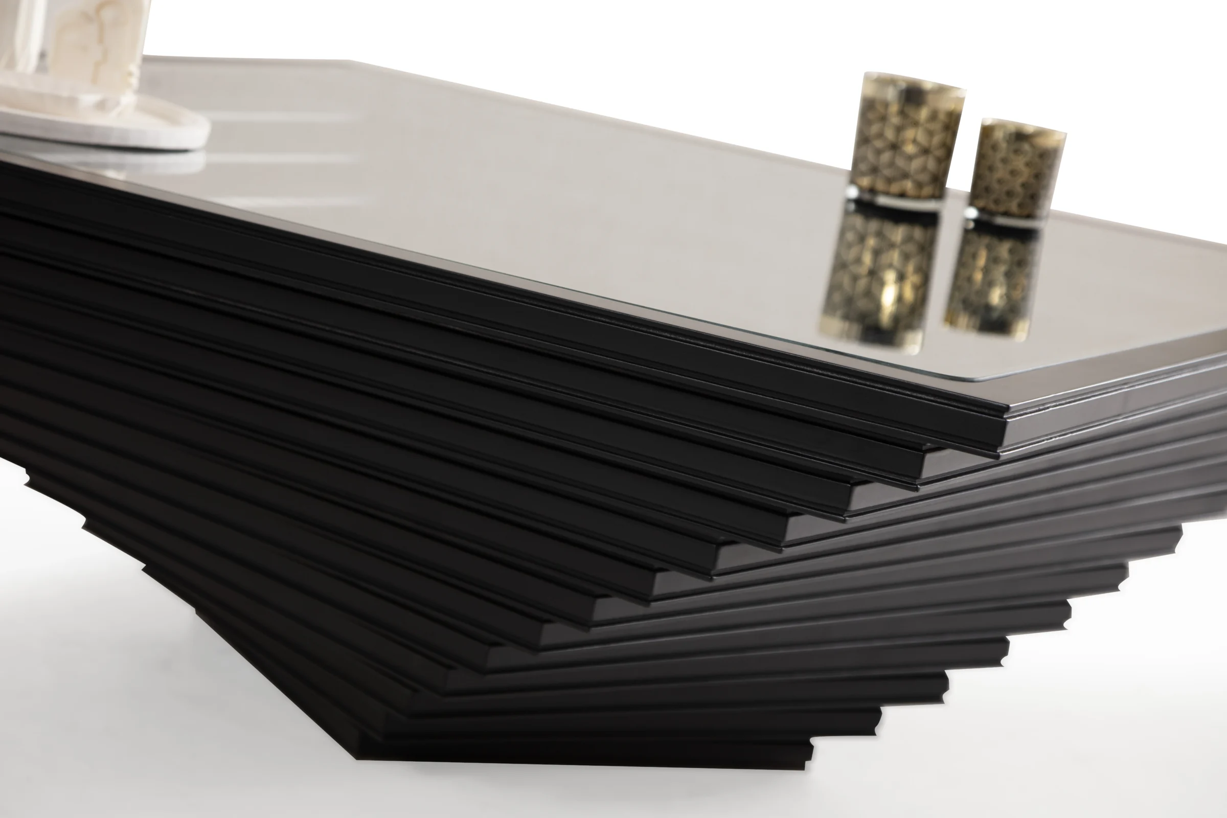 Black Холна Маса