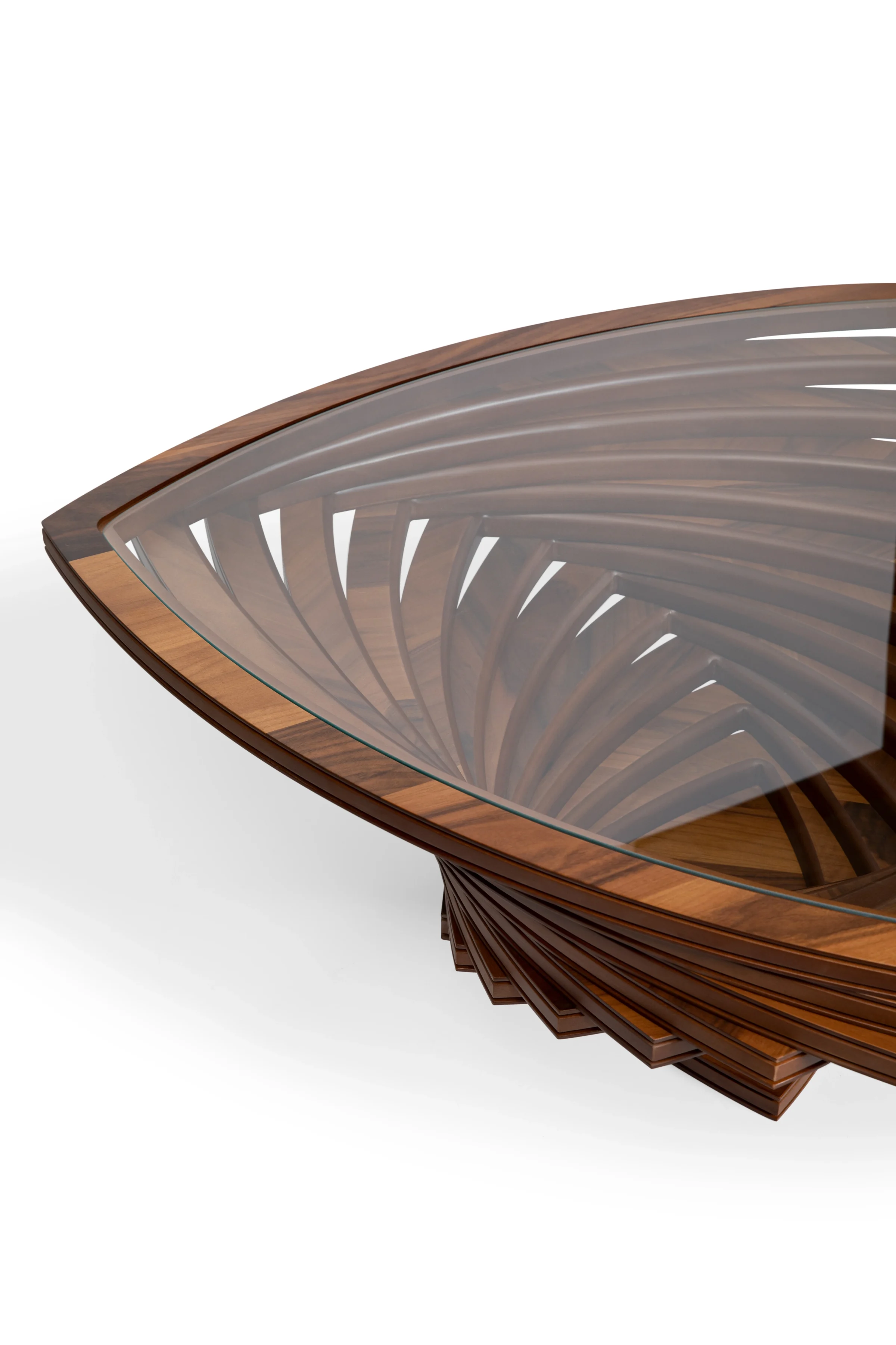 Walnut Холна Маса