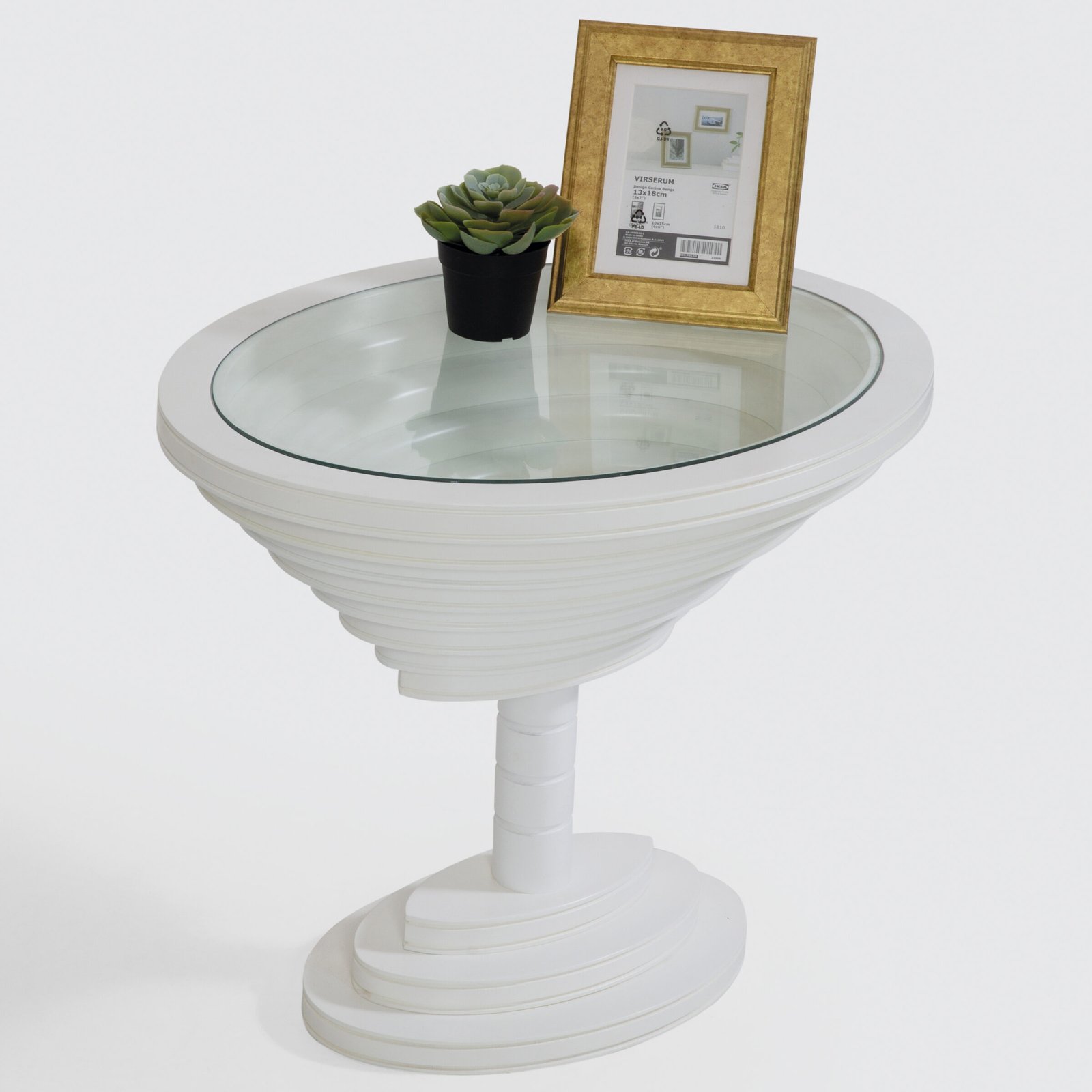 White Холна Маса