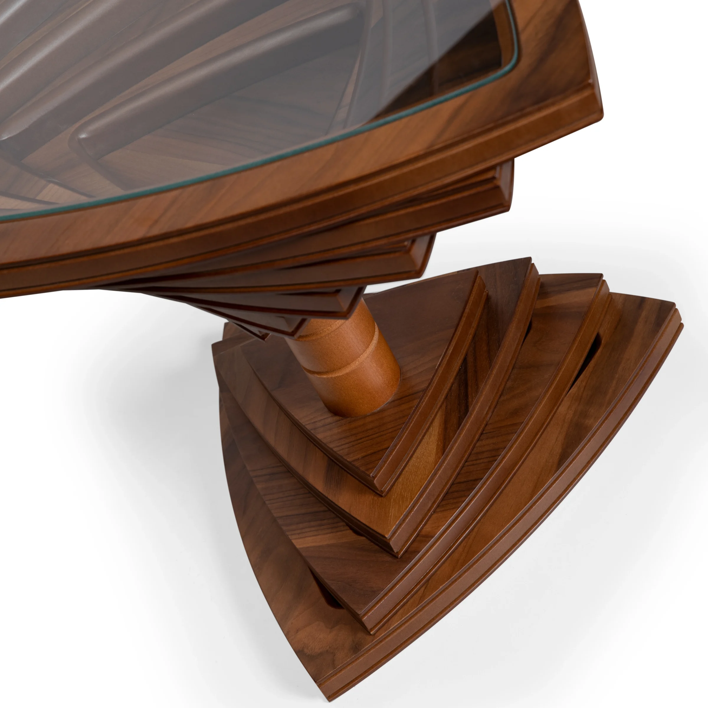 Walnut Холна Маса