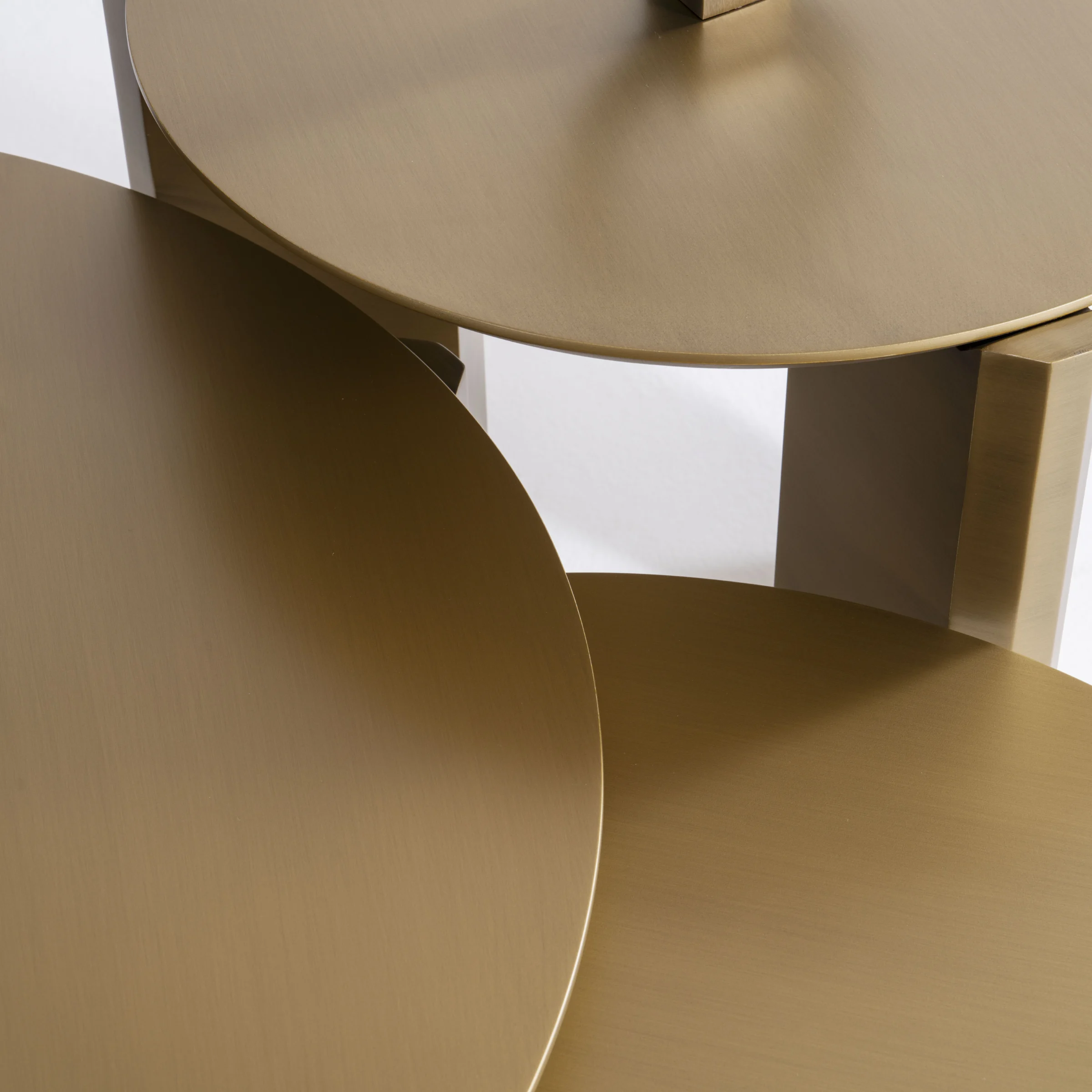 Platina Gold Холна Маса