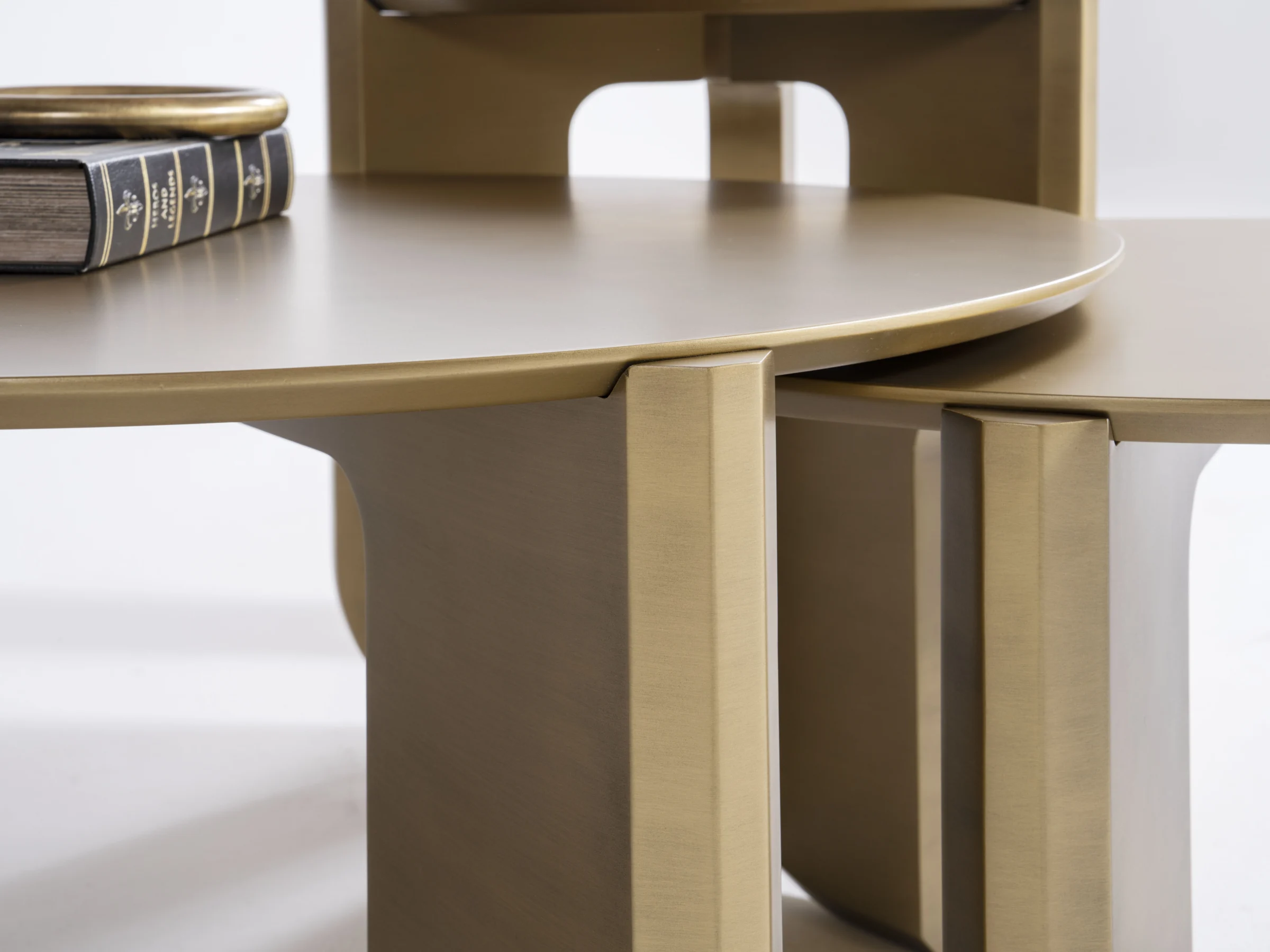 Platina Gold Холна Маса