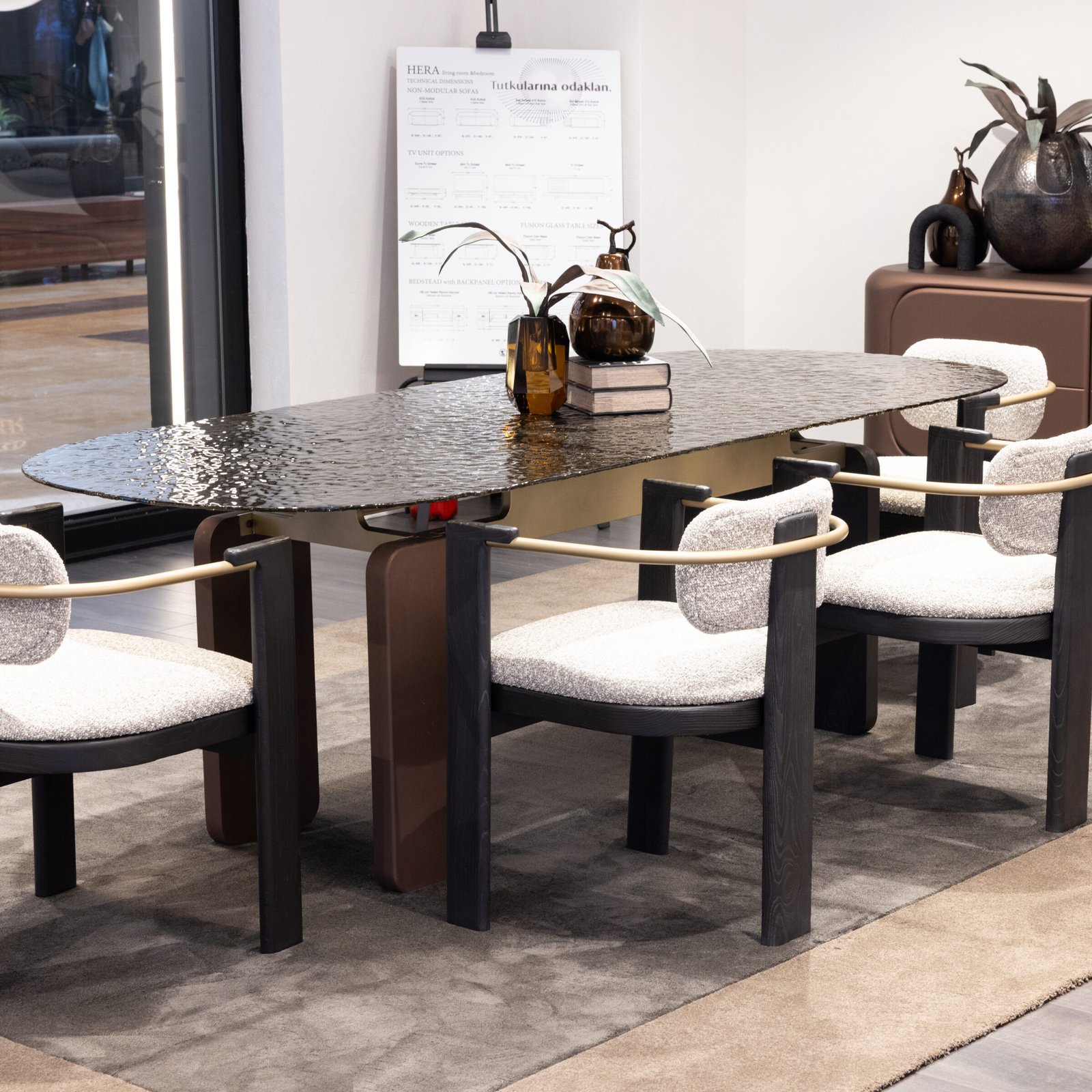 Hera Трапезария