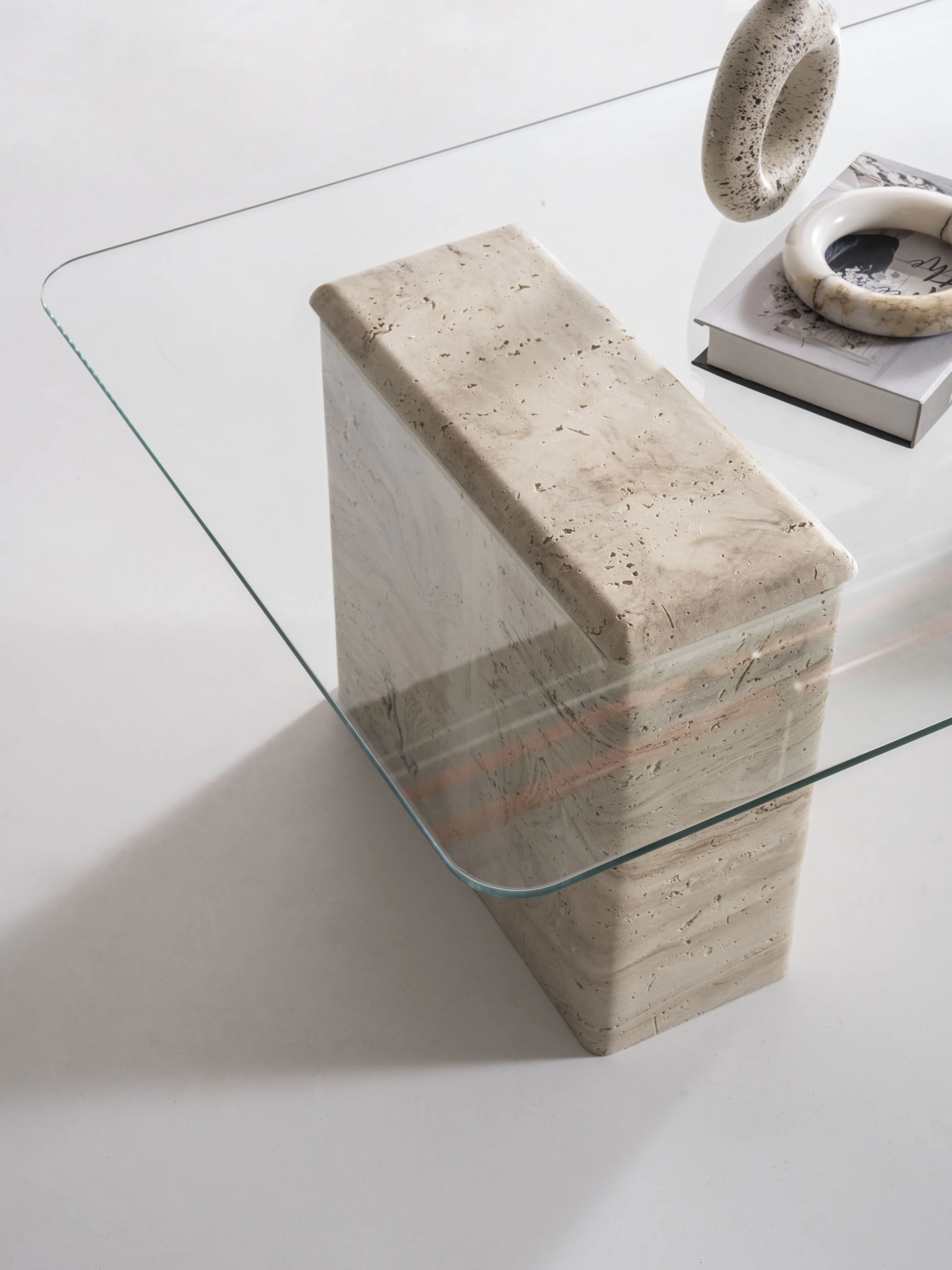 Traventine Холна Маса