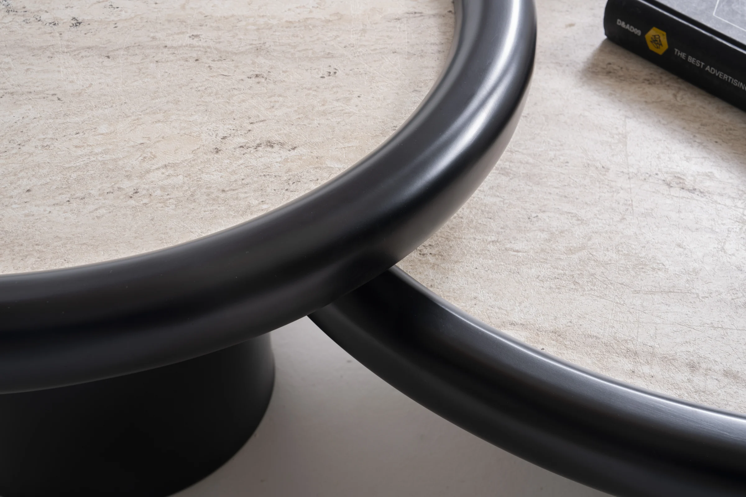 Black Travertine Center Холна Маса