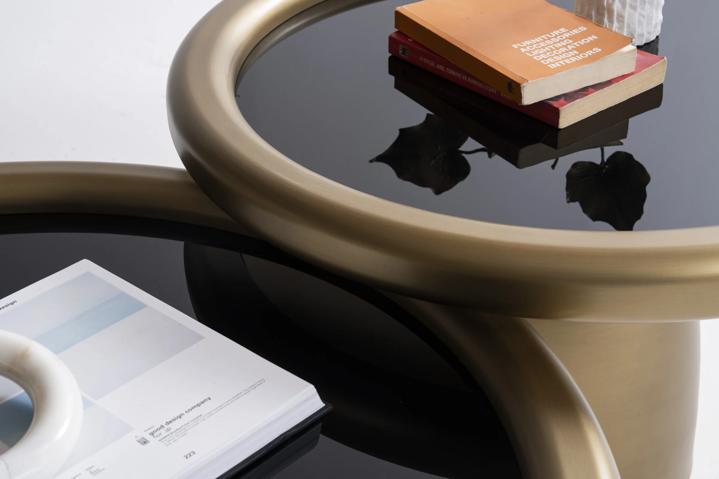 Patina Gold Холна Маса