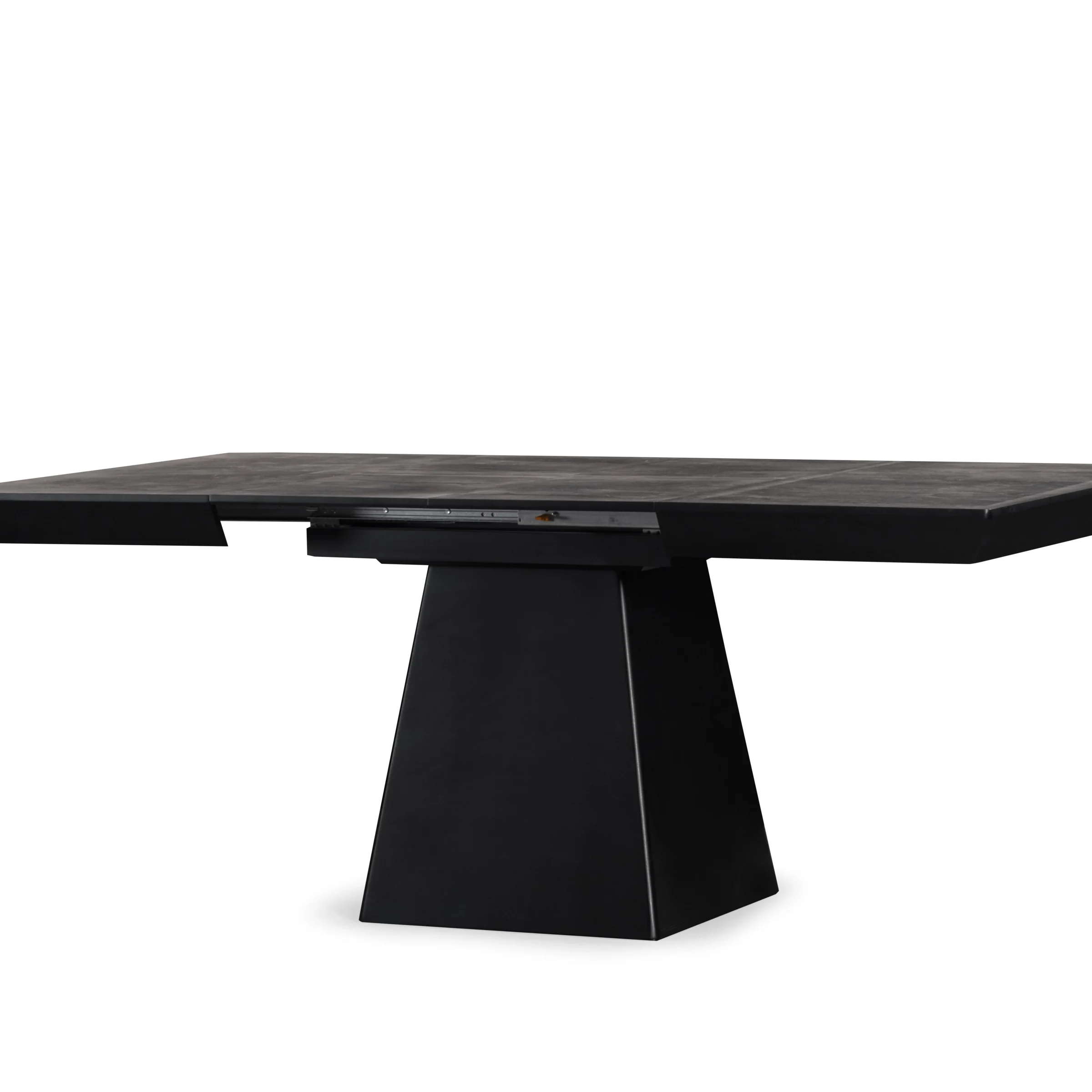 Ivar Трапезна Маса